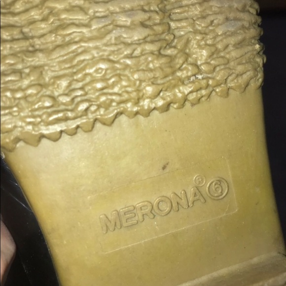 Merona Red/Black Plad Boots - Picture 4 of 4